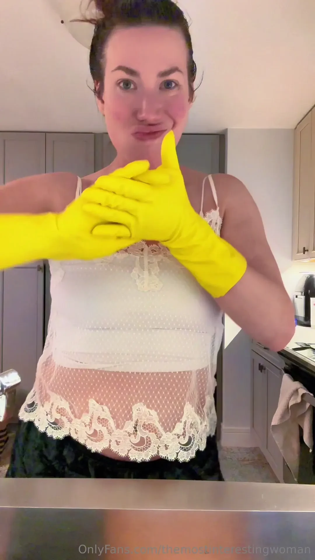 After thanksgiving dinner i had waaay to many dishes to clean i had to 