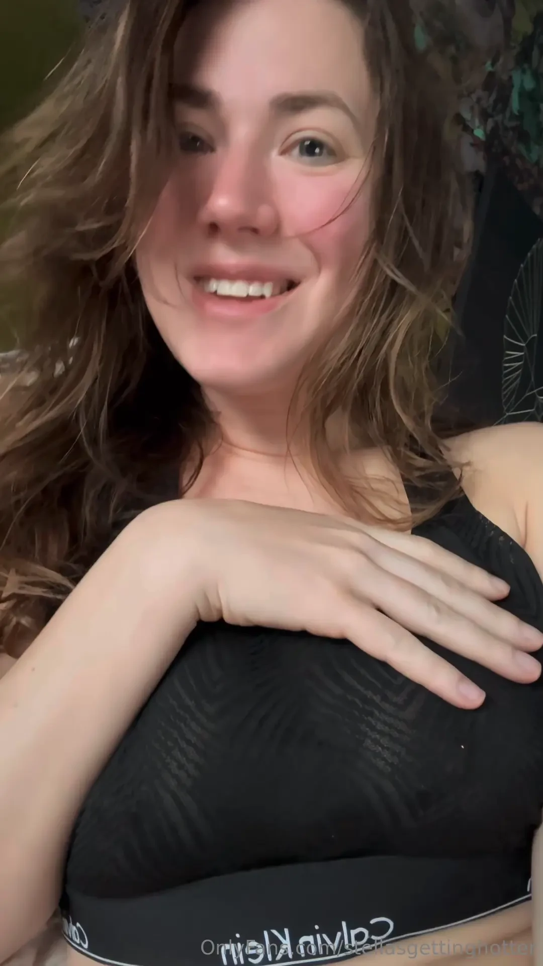 Woke up horny from my nap and figured you d want i see my messy hair 