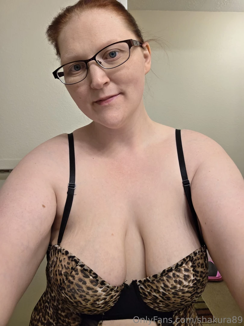 Hey my sexy friends cum and join me tonight 