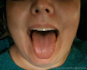 Does this look inviting to you i d love to lick the tip of your cock