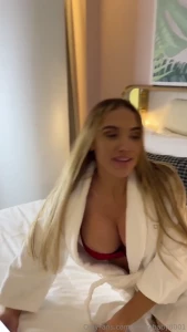 Who wants to see this never before seen video of me fucking
