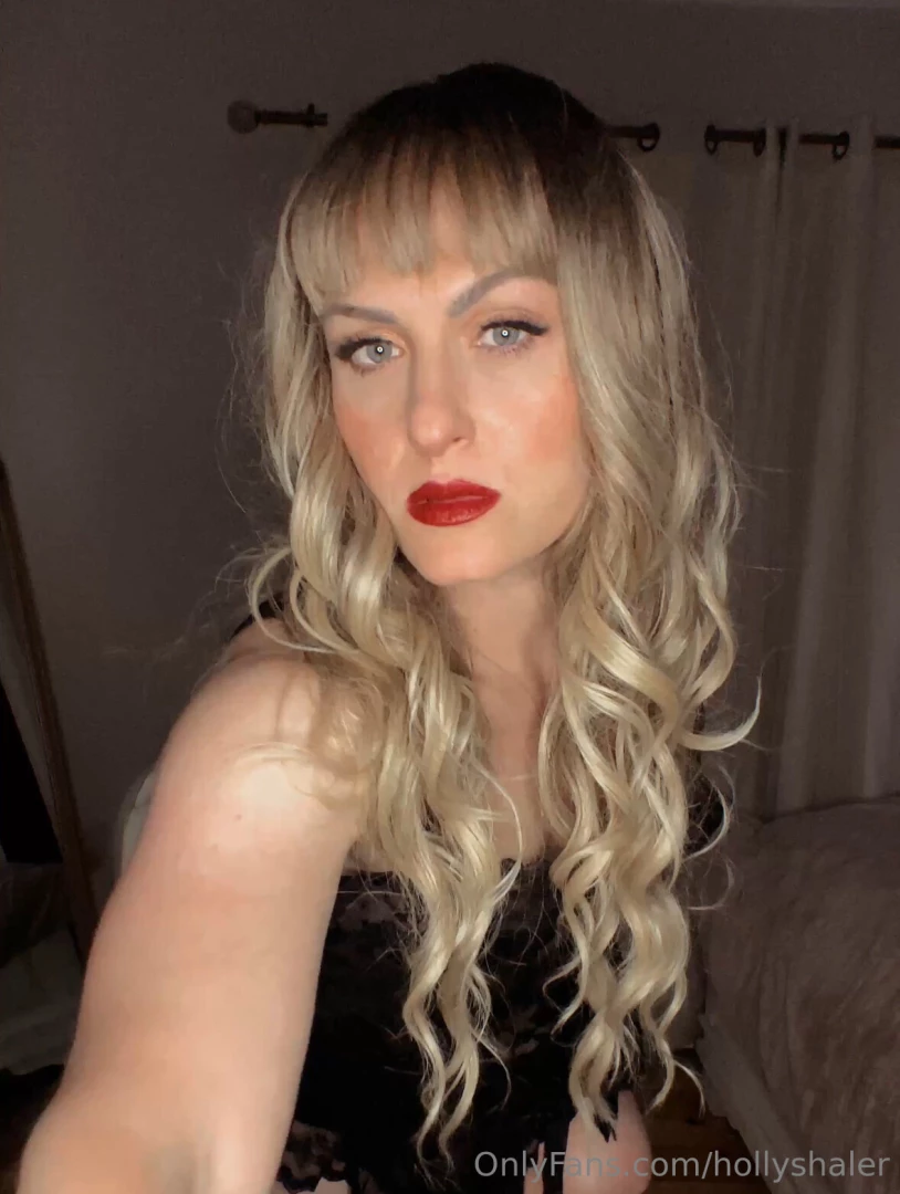 Friday mood this is the sneak peak of something fun i m working on if 