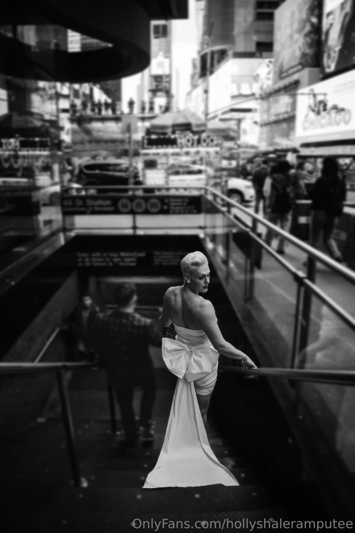Question amputee chic on the street in your wildest dream fantasy what 
