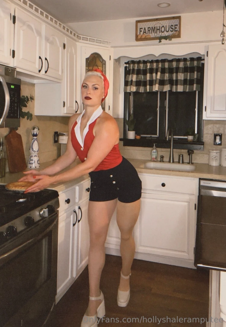 Sweet but psycho nylons prosthetic on and off holly shaler dichotomy 