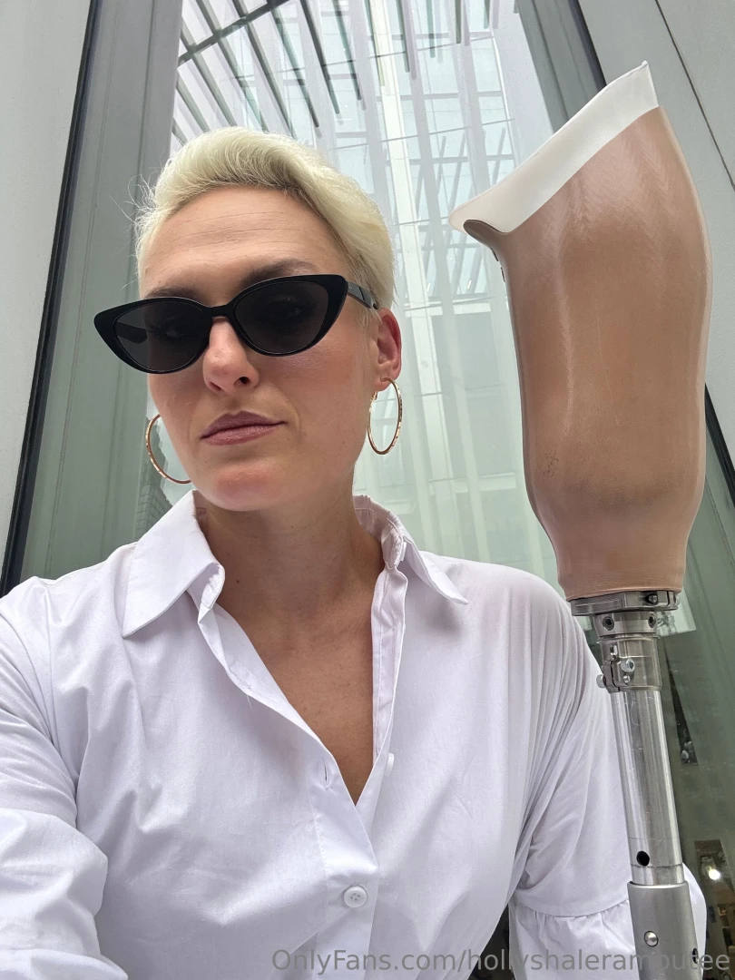 Where i am if you already know shhhhh don t comment dms only bonus 