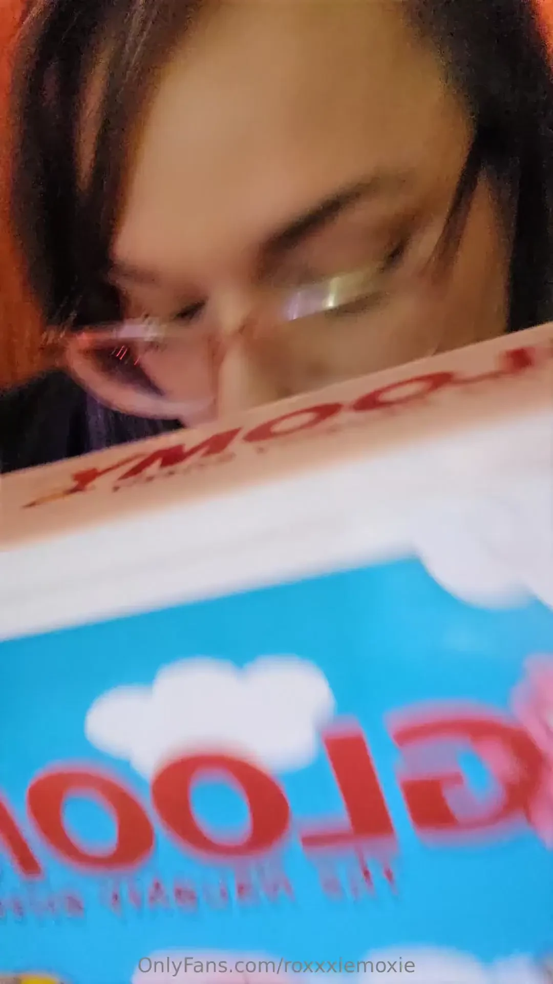 Ya girl is going live for the first time 9pm est come say hello of 