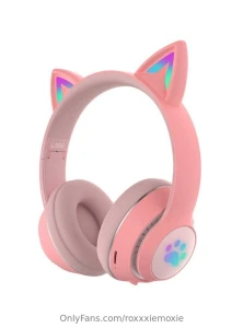 Not the headphones see throne or donate below