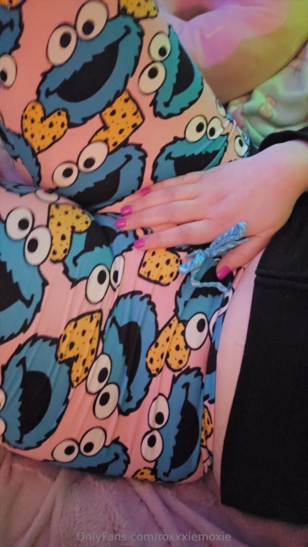 All these rp customs got me so horny i need a masturbation order stat 