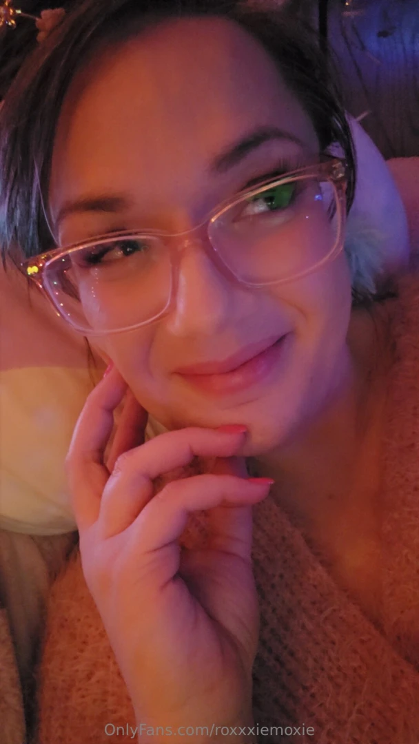 You guys i know i m late even for me but i m finally on live bedtime 