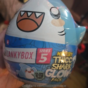 Even my shark thicc live 8pm est