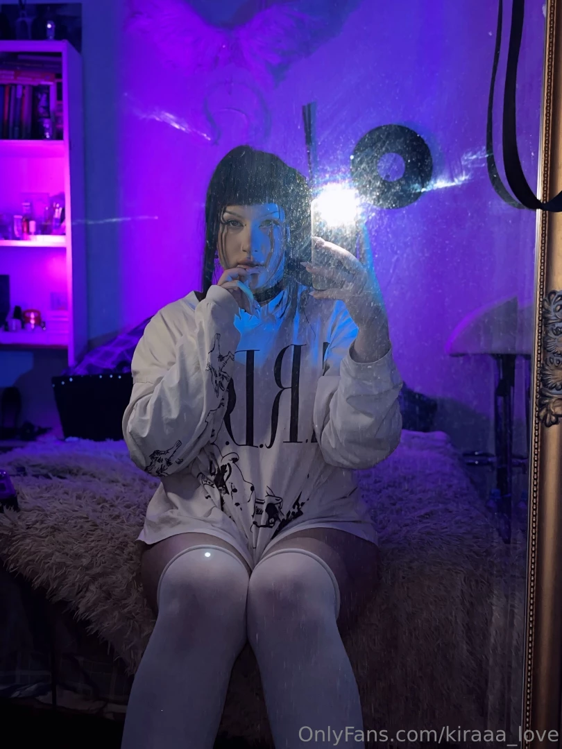 Leaving you this cute photo and running off to hang out with my 