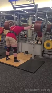 I squat 270kg yesterday 595lbs close to that 600lbs squat goal part 1