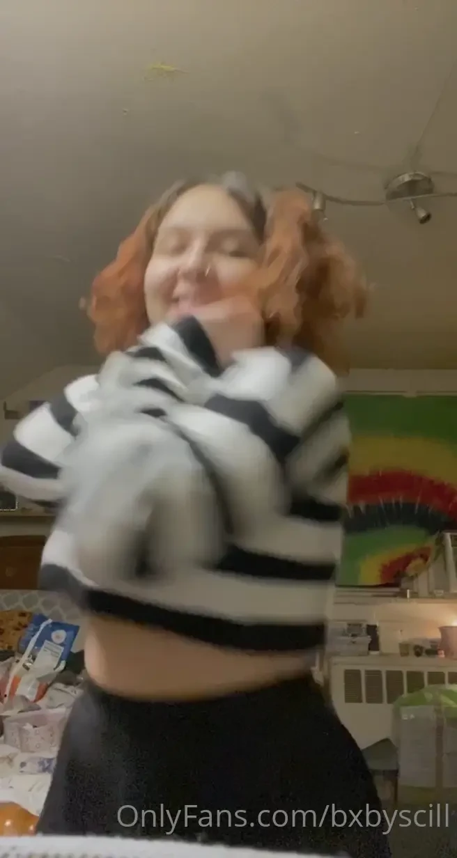 Ughhh i kinda miss my short hair 