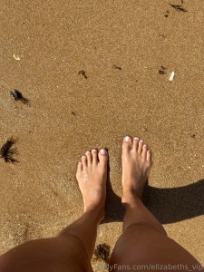 Is it just me or do my feet look extra pretty at the beach the sand part 1