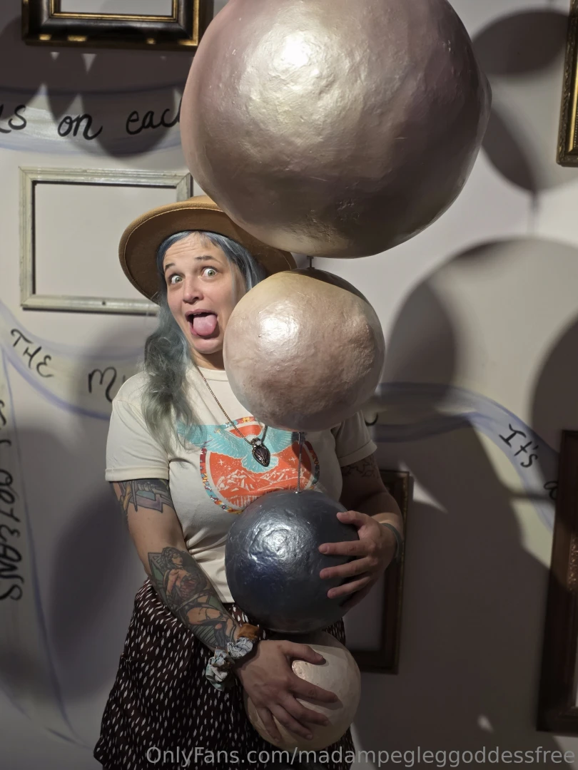 Thirsty thursday temptations i love making you choose but would you 