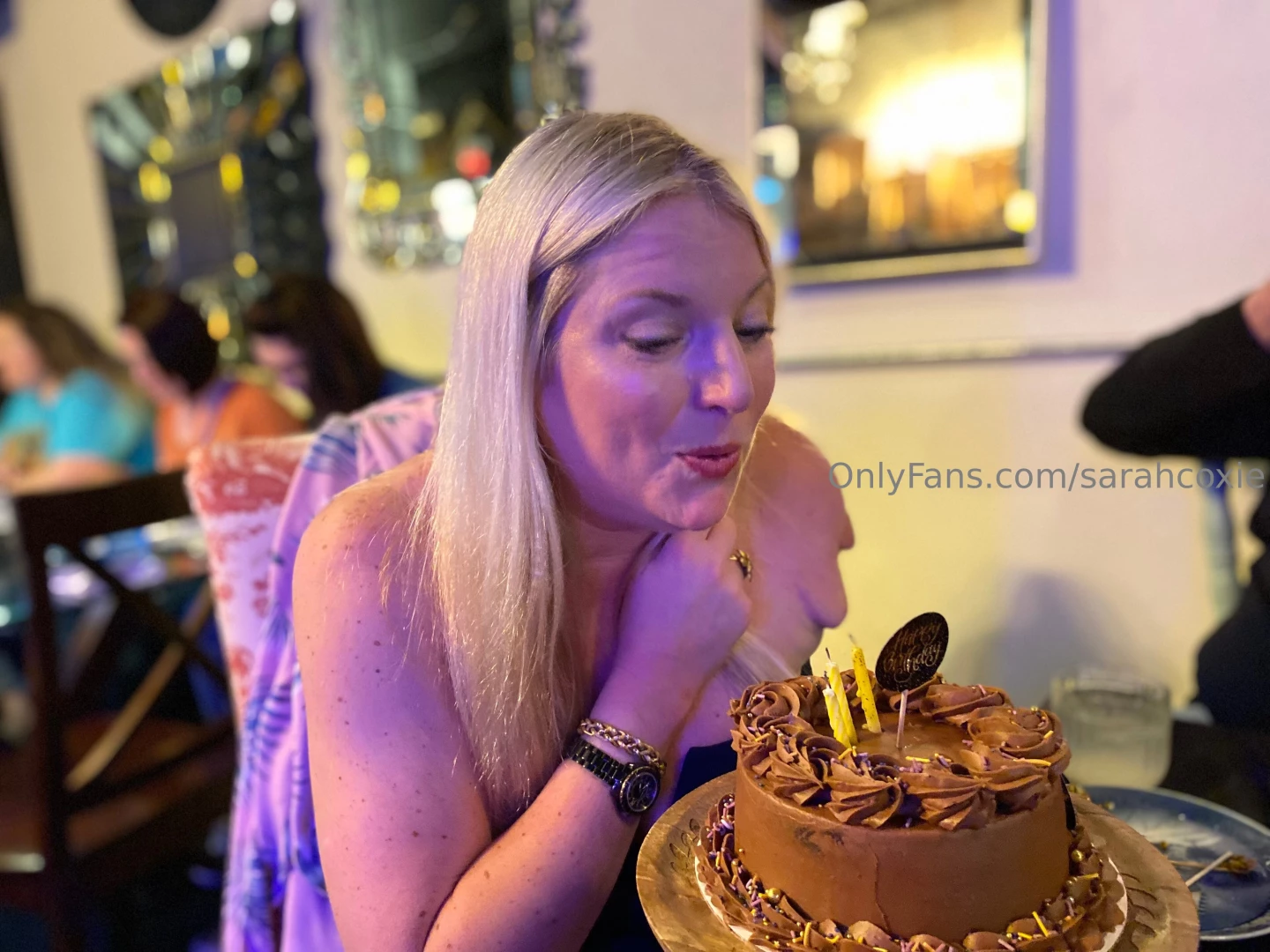 It s my birthday- let s party 