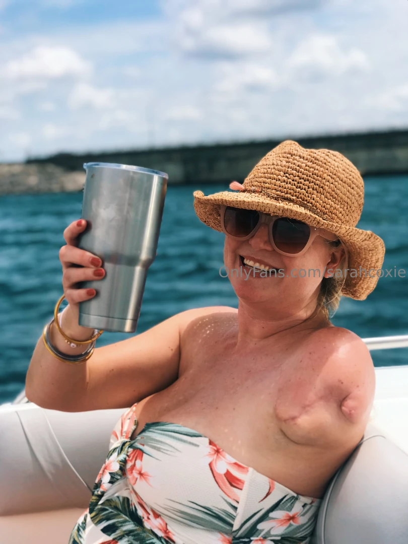 Hello sweeties cheers to a holiday week 