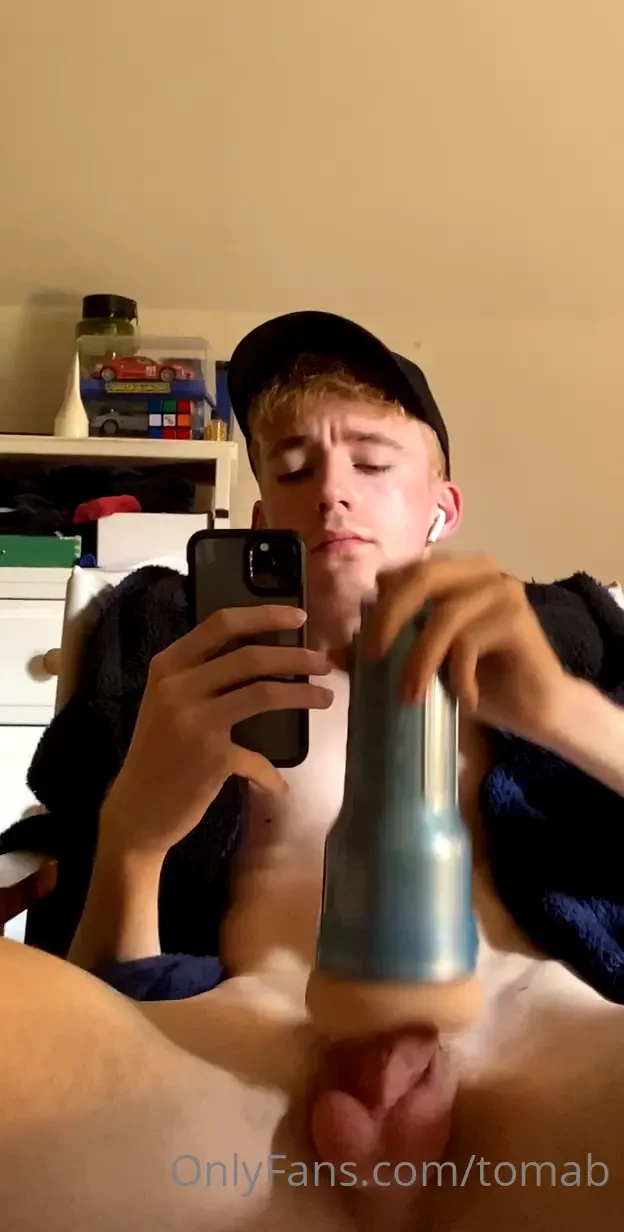 My new fleshjack feels great closest thing to a real hole i ve had 