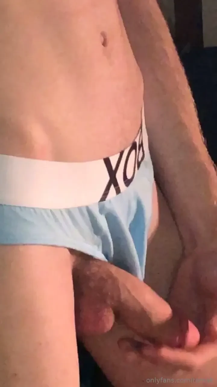 Someone wrap their lips around this 