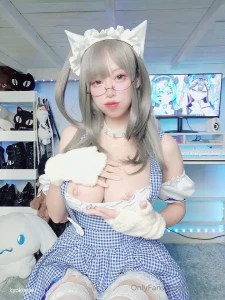 Is the white cat cute