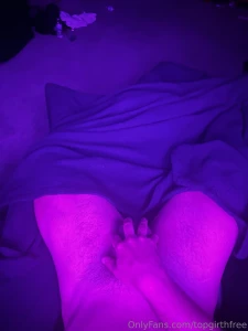 Wanna see me jerk off until i m dripping all over your screen pulled