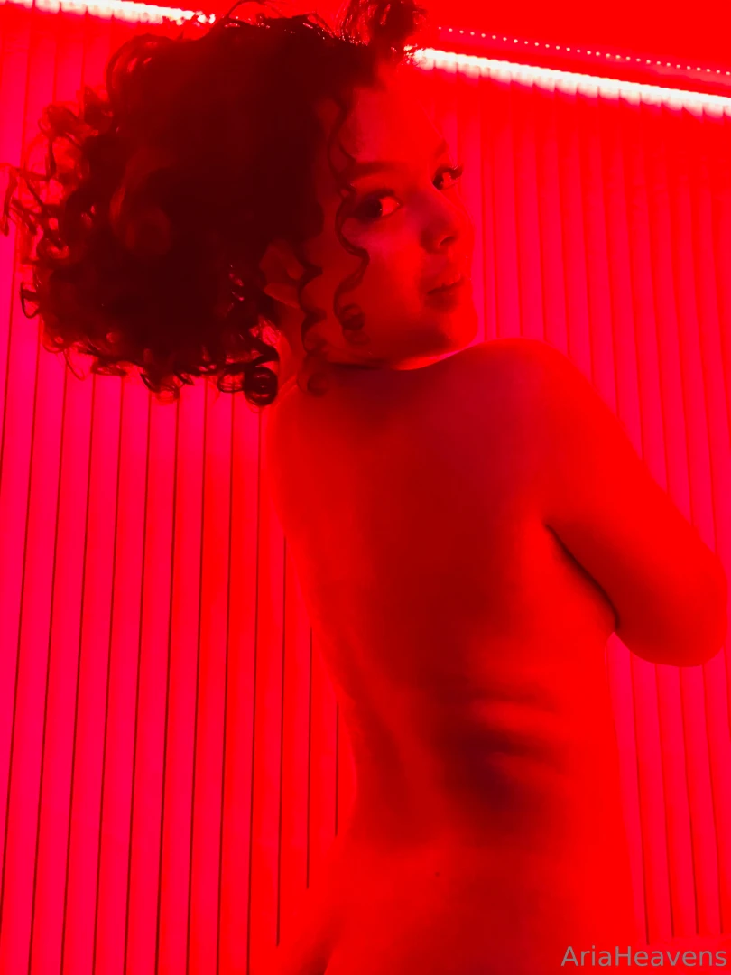 The darkness makes me feel naughty do you want to check it out 