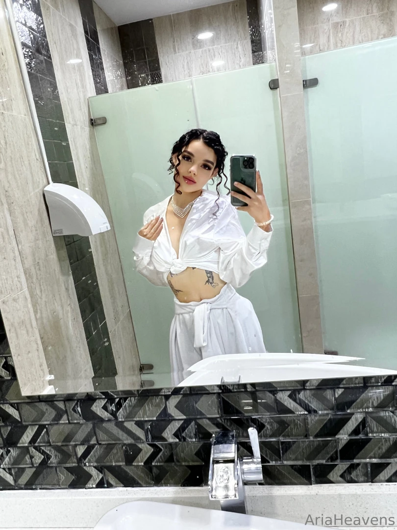 I don t chase i attract and i love that you re here part 1 