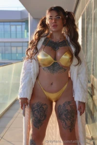 The rays of the rising sun play on my body quiet morning i m on the part 1