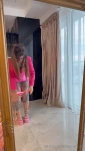 The faster i get 20 likes here the faster i ll upload a hot post in a