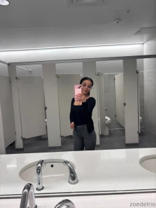 Just a girl at her new corporate job