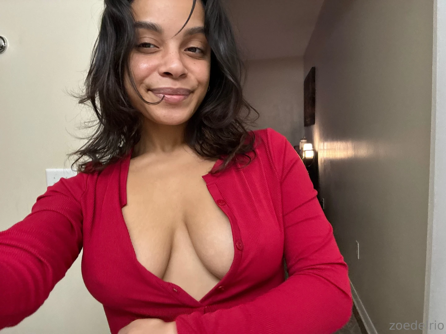 Just posted some sexy titty pics on my vip page go check it out 