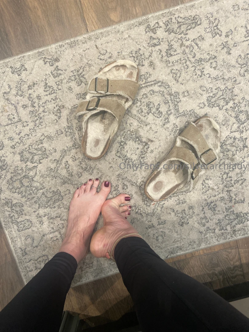 Ou all day whew i m tired now cooking dinner for u sexy 