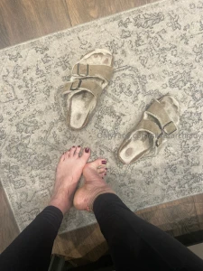 Ou all day whew i m tired now cooking dinner for u sexy