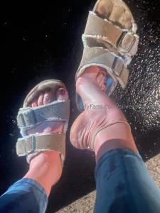 Hot yoga was fire it was 104 degrees tonight this weekend i am doing a