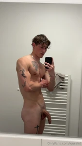 I m not just a holiday snack this christmas i m the whole meal