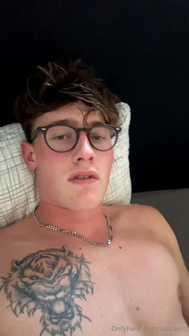 I m horny what bout you 