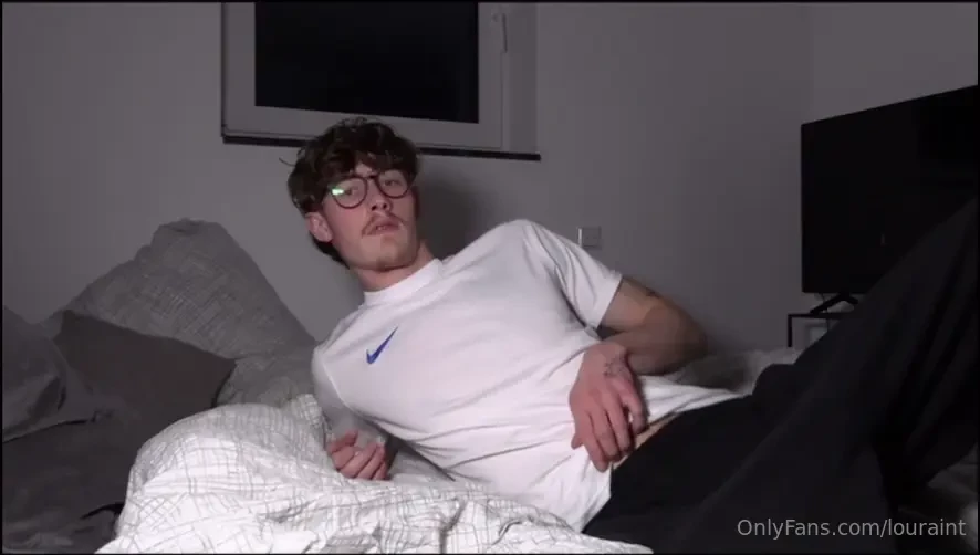 Camera light music imagine having s x here right now 