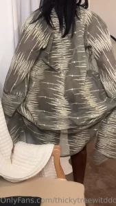 The full slow mo vid just hit your dms thank me later fyi my cakes
