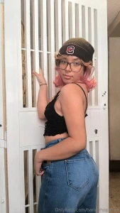 Can you unzip it or should i do it slow for you unzipmedaddy