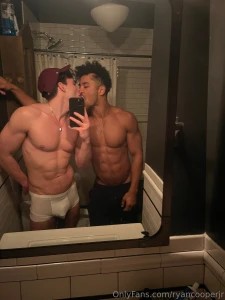 Check your dms for a little of this stud damienrennerxx