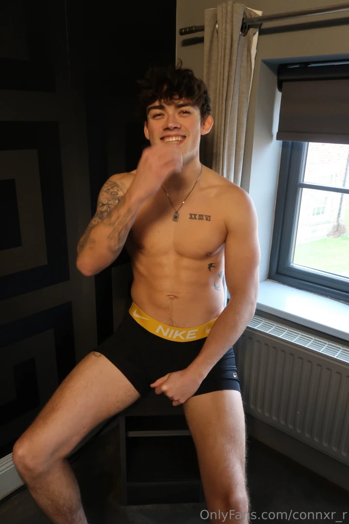 Wonder whats got me so happy 