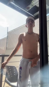 Una chaqueta ma anera un porrito y a empezar el d a a morning jerk off part 1