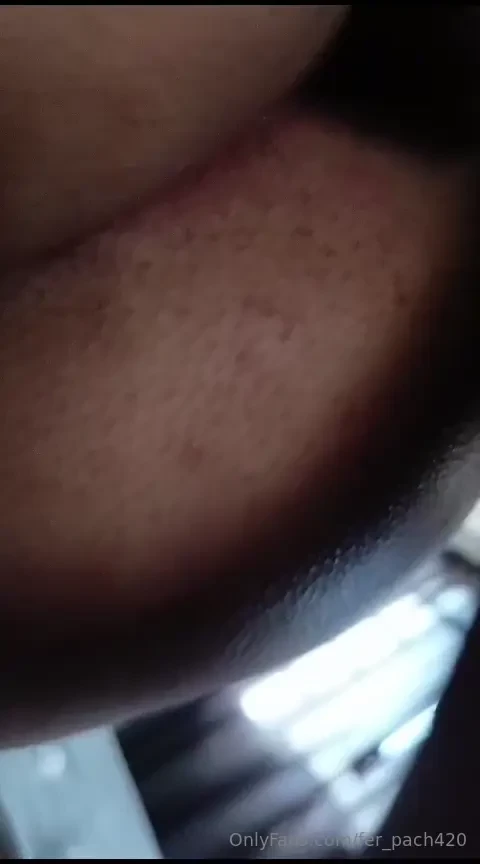 Est parejita no dejaba de jugar con mi verga y mi culo me mama que me 