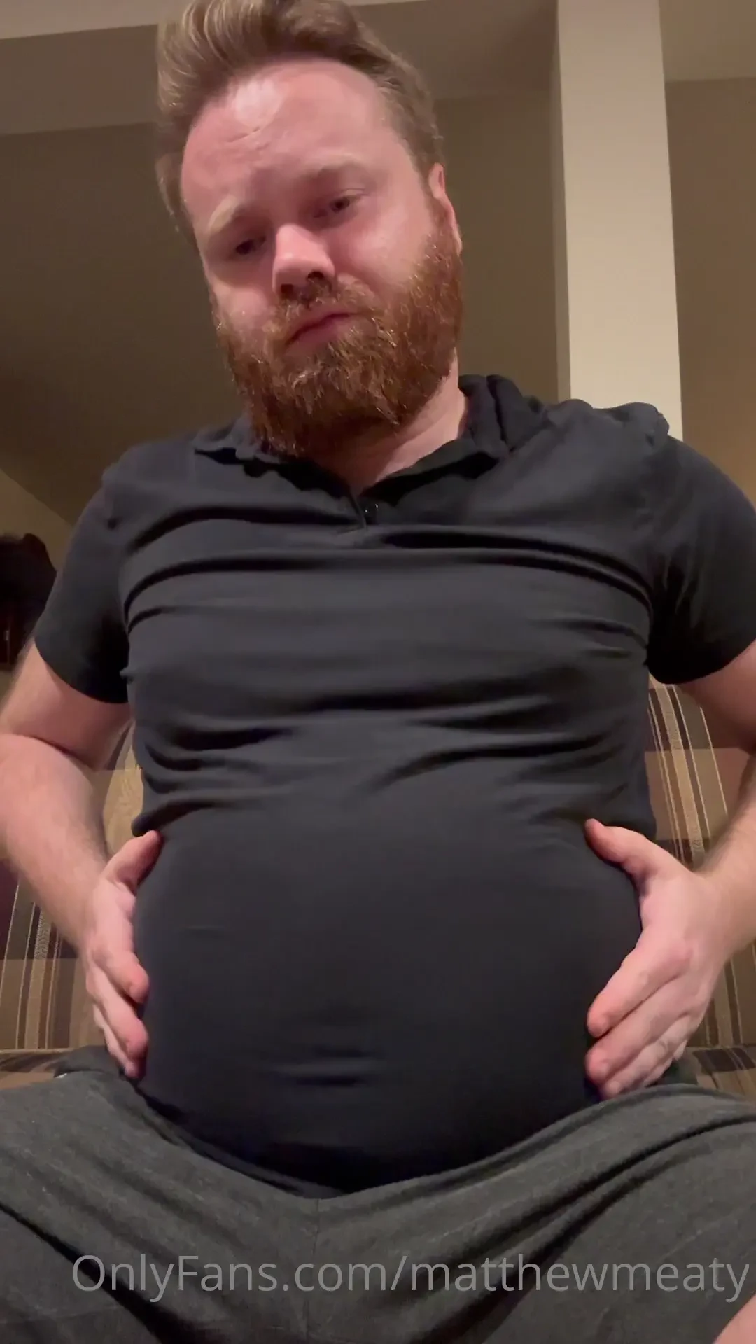 Fried mozzarella chicken parm with vodka sauce cheesecake and ice 