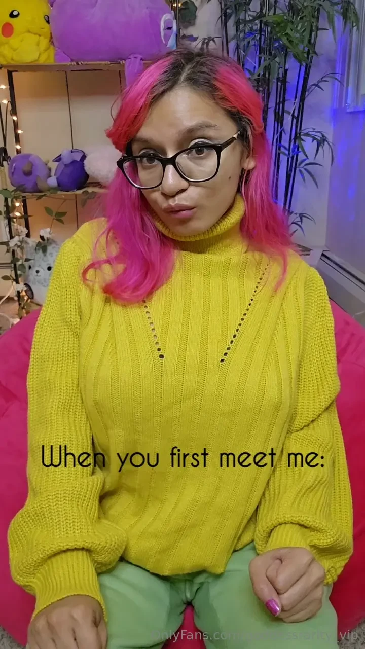 Omg a nipple slip lol 