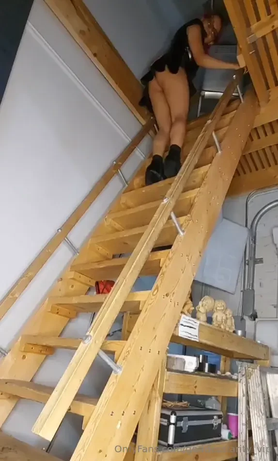 Pov you are below the ladder while i climb up and down 