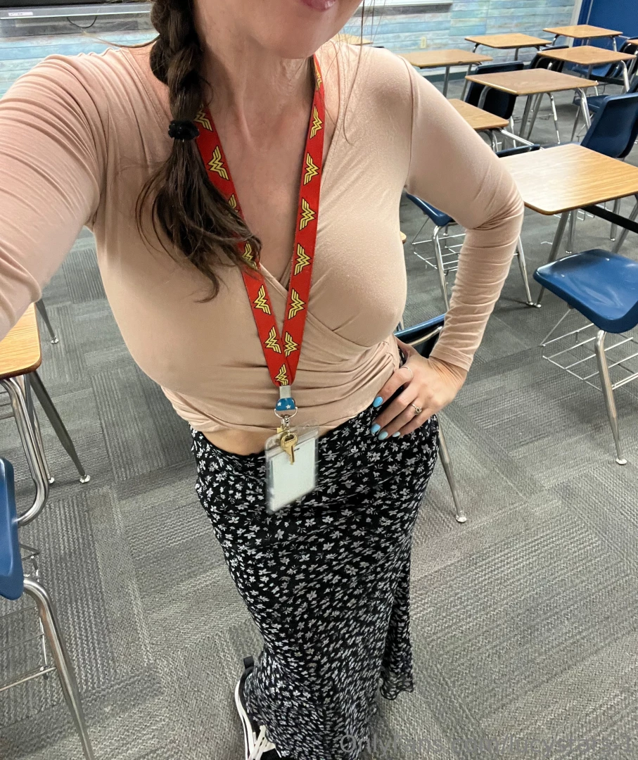 Here is a super sexy preview of what s going to hit your dm s tomorrow 