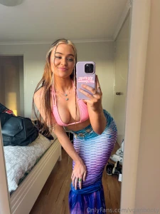 I think the drink some teens threw at my head made the mermaid hair part 2