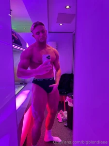 Warning i m about to make your day a whole lot better