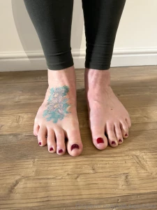 Feet in the pose part 7
